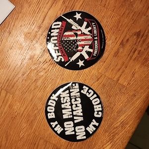 2 round vinyl stickers